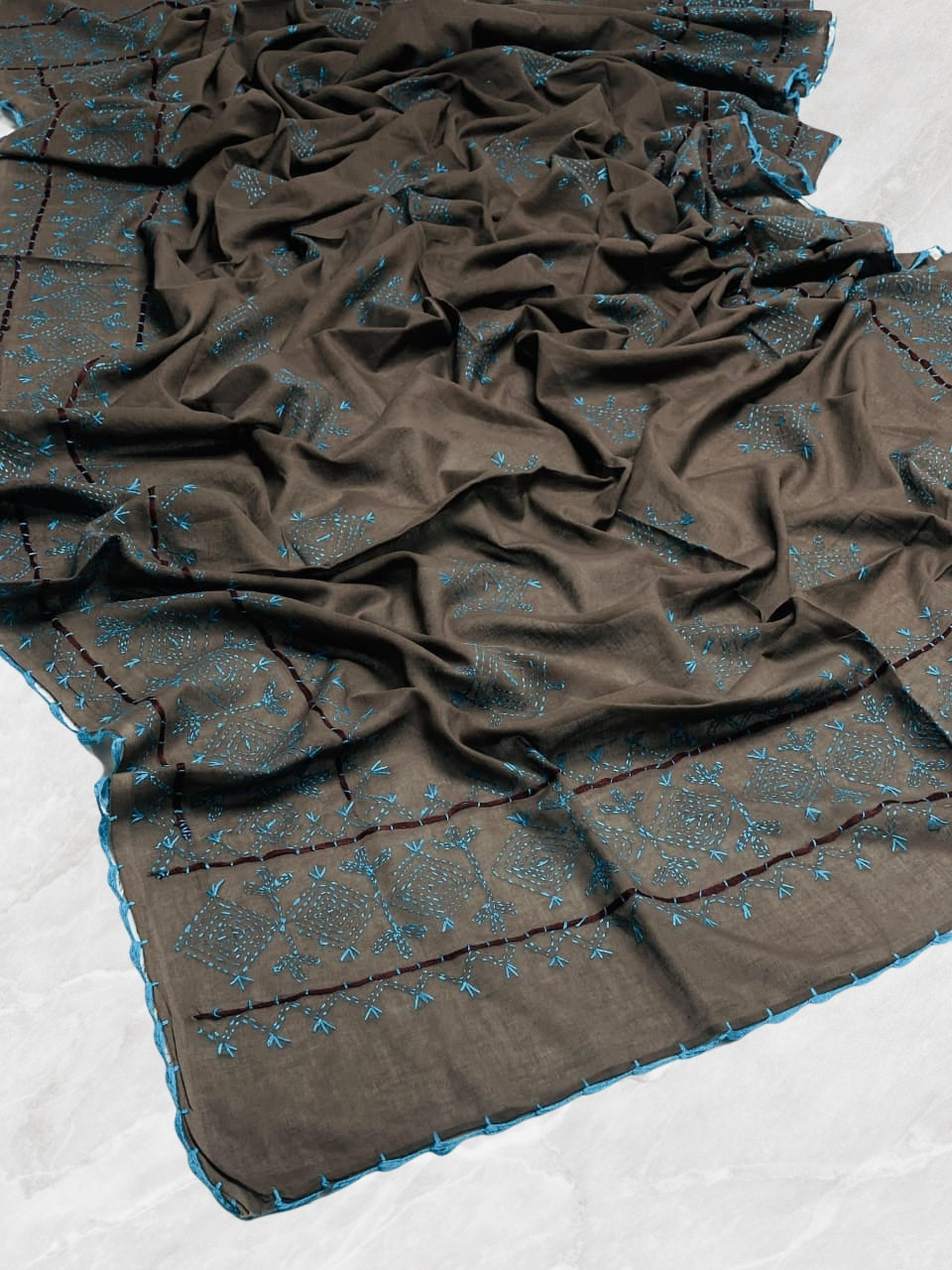 Hand Embroidered Pure lawn Chaadar/Dupatta