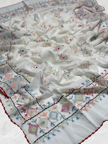 Hand Embroidered Pure lawn Chaadar/Dupatta