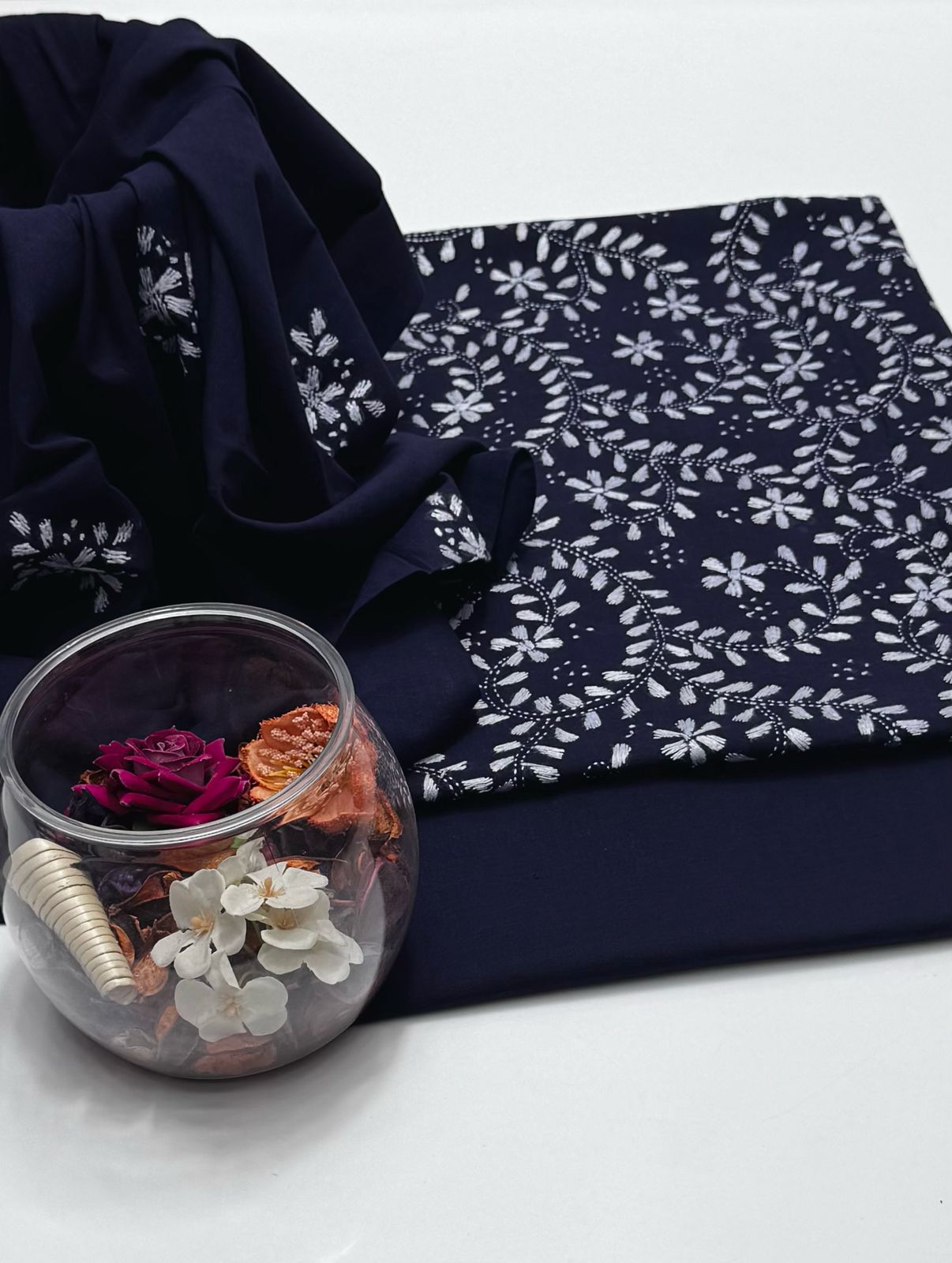 3-Piece Handmade Paka Tanka Embroidered Lawn
