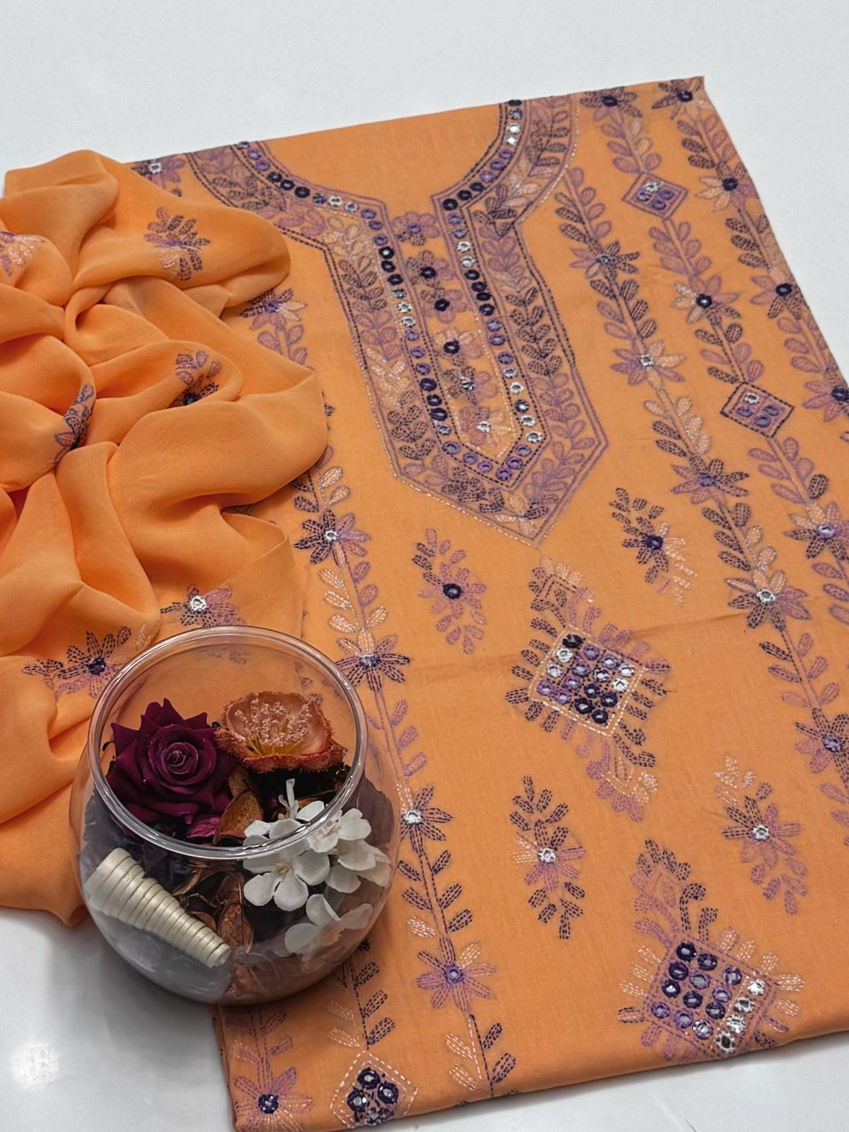 3-Piece Lawn Multicolour Handmade Embroidered Suit