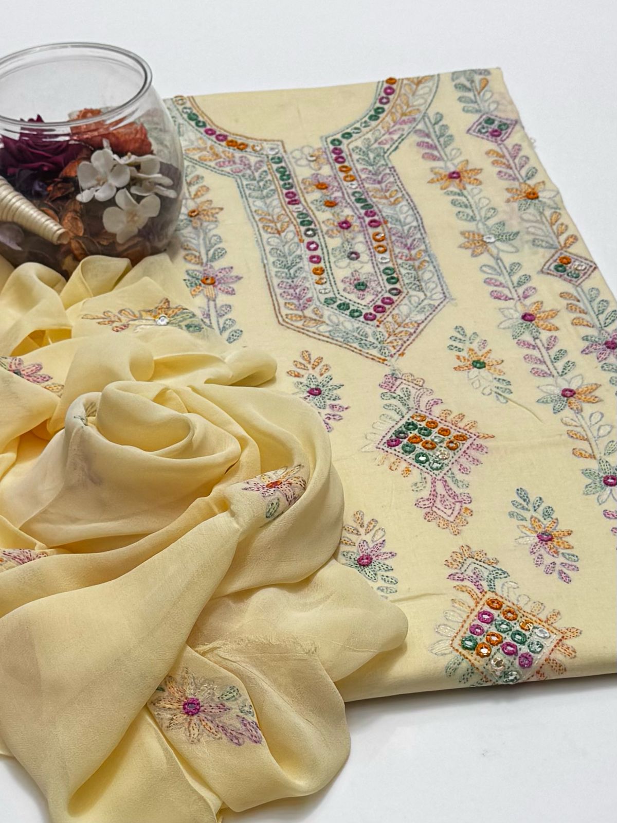 3-Piece Lawn Multicolour Handmade Embroidered Suit