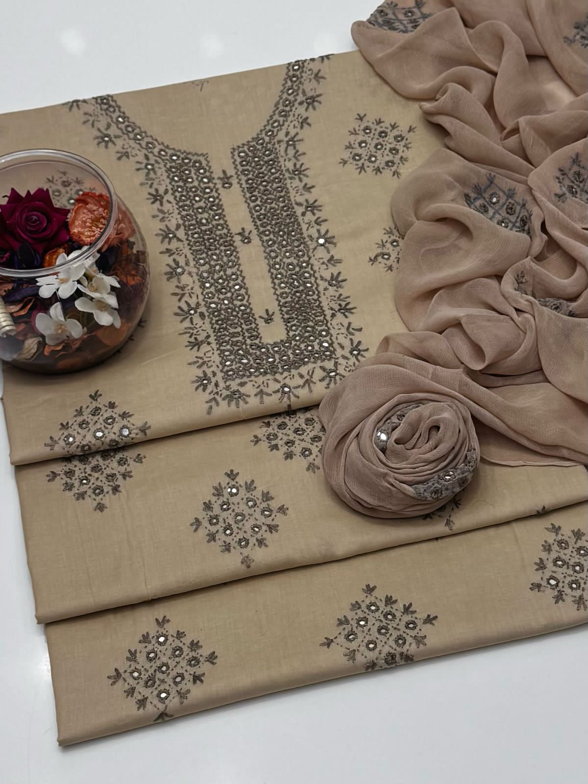 3-Piece Embroidered Handmade Sheesha And Thread Work