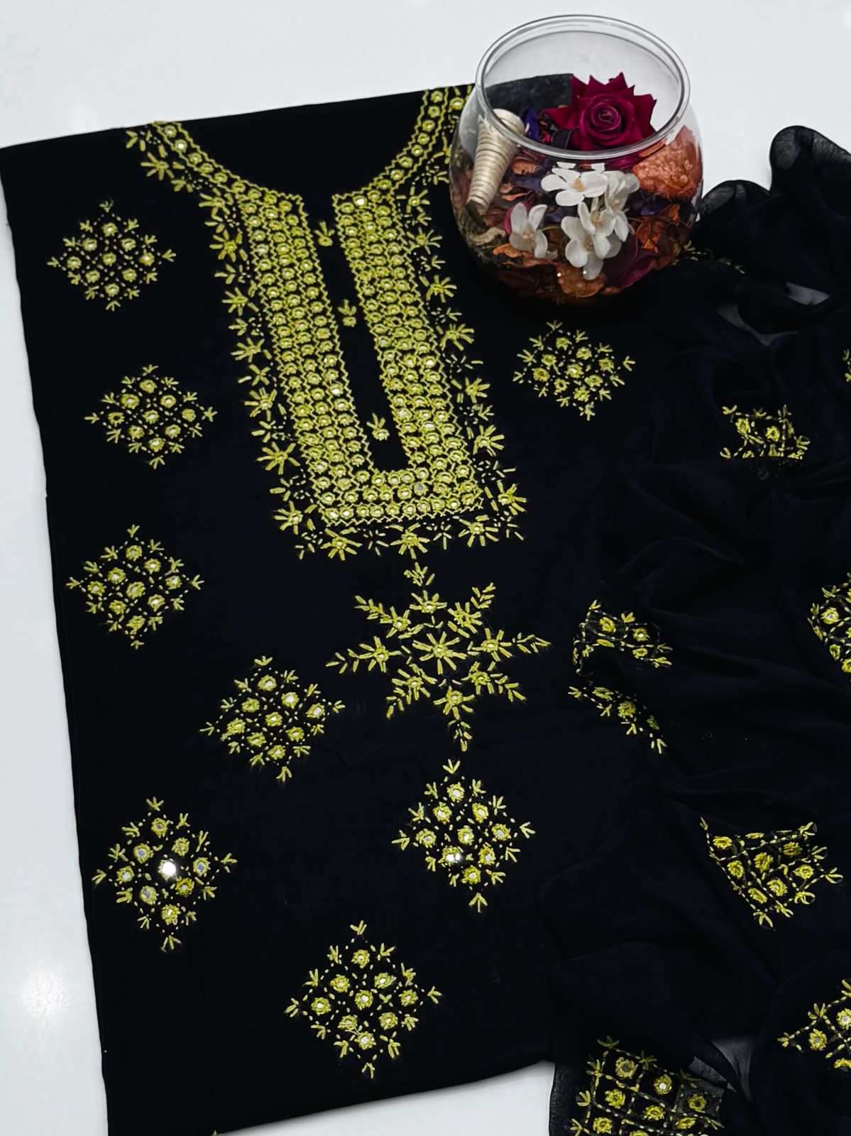 3-Piece Embroidered Handmade Sheesha And Thread Work