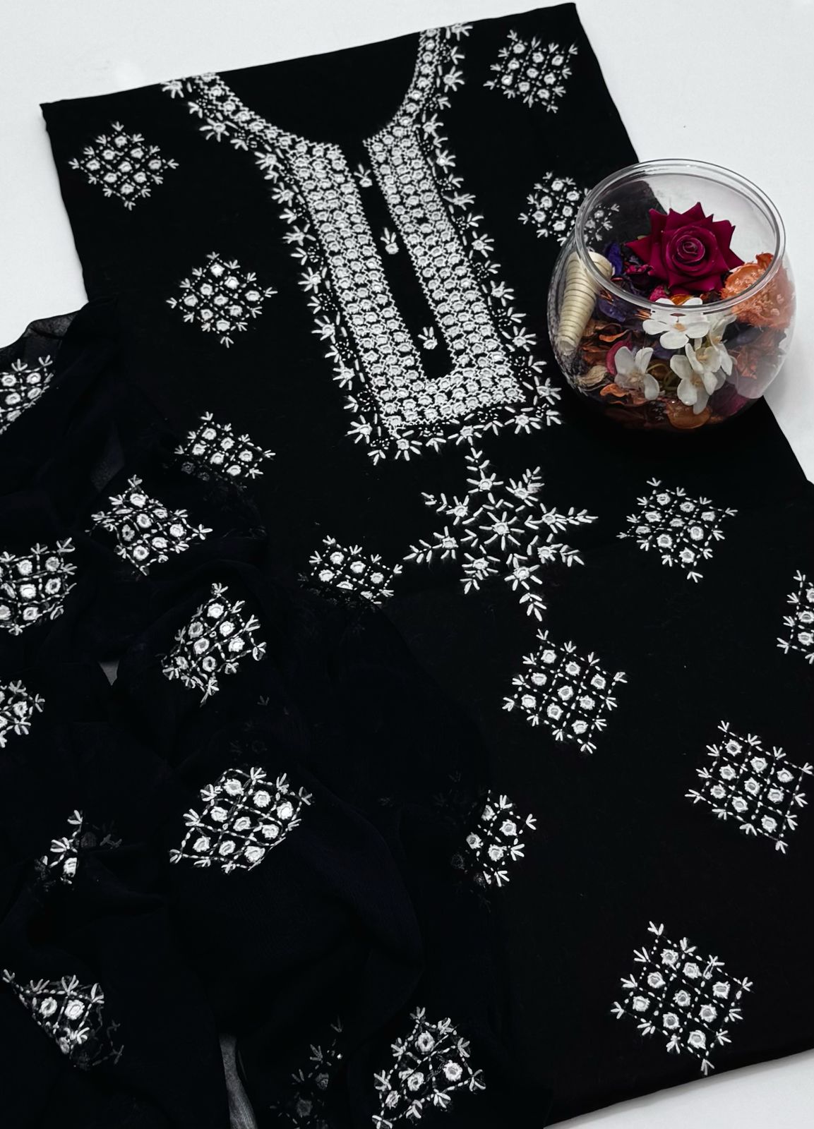 3-Piece Embroidered Handmade Sheesha And Thread Work