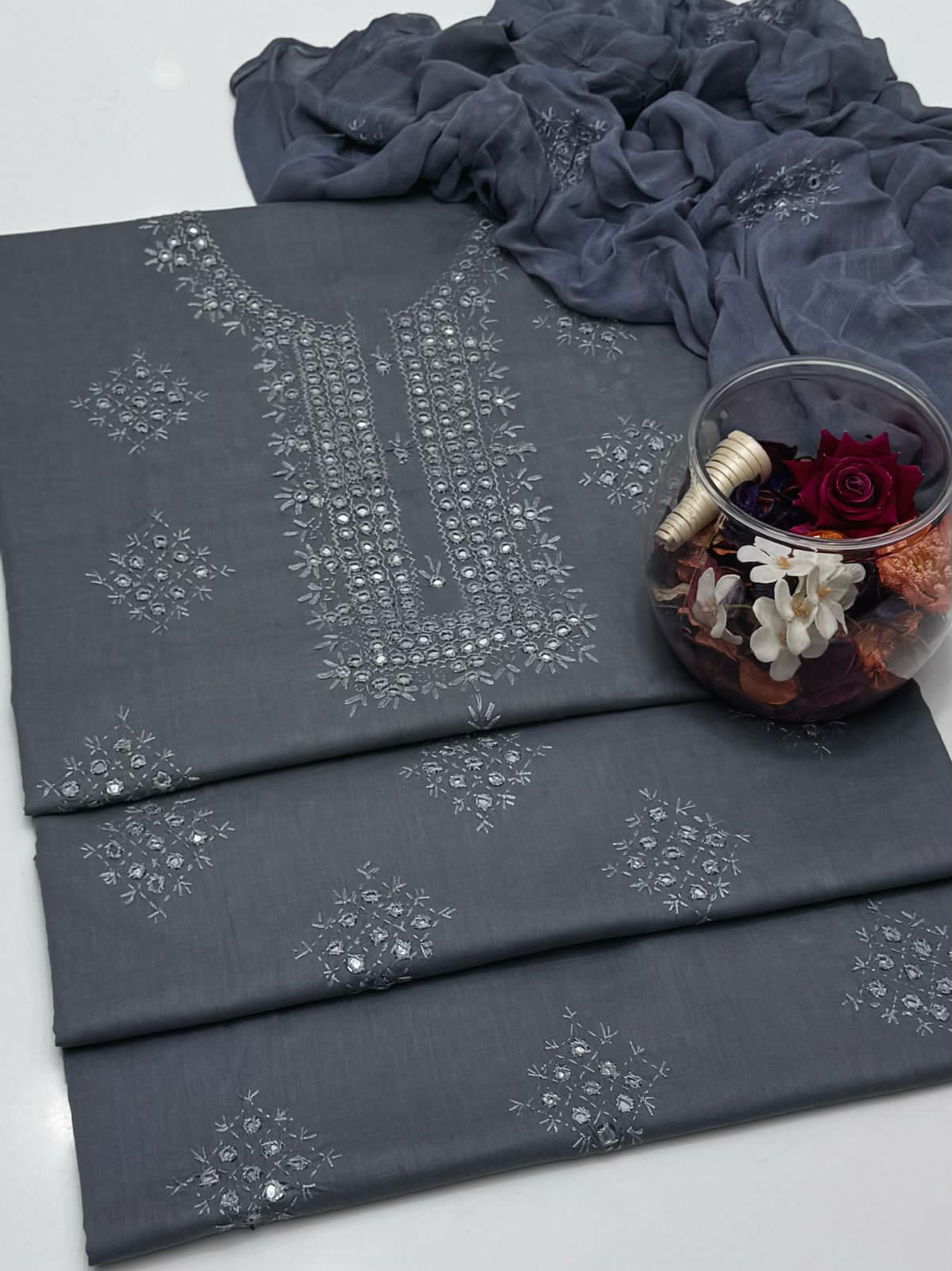 3-Piece Embroidered Handmade Sheesha And Thread Work