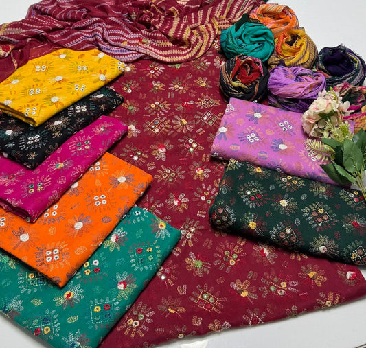 3-Piece Kachabor Embroidery Lawn